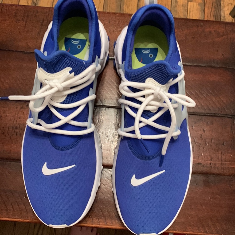 Brand new Nike React